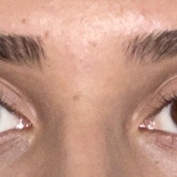 Eyebrow thread