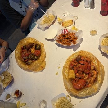 Cap’t Loui Henderson - 4 lb bags of yumminess!! Definitely recommend the garlic noodles. - Seafood Near Me - Las Vegas, Nevada