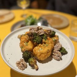Potluck Club 佰樂 - Tiger Shrimp with Candied Walnuts