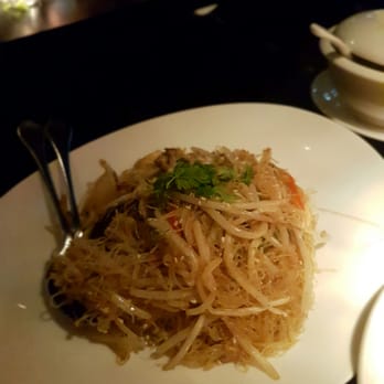 Hakkasan - Veg noodle side - Cantonese Near Me - London, XGL