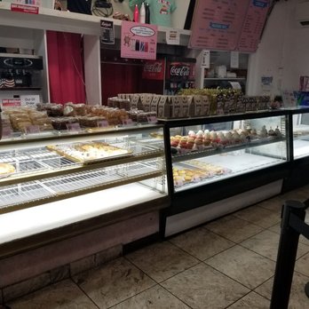 Leonard's Bakery - Goodies - Bakeries Near Me - Honolulu, Hawaii Leonard's Bakery - Goodies - Bakeries Near Me - Honolulu, Hawaii