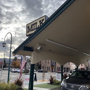 Meadowlark Dairy - Ice Cream & Frozen Yogurt Near Me - Pleasanton, California