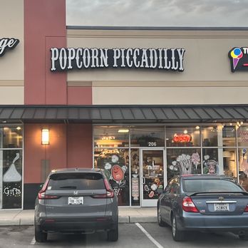 Popcorn Piccadilly - Popcorn Shops Near Me - Selma, Texas
