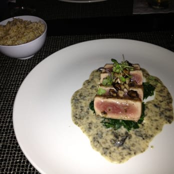 Stage Restaurant - Seared Ahi - New American Near Me - Honolulu, Hawaii Stage Restaurant - Seared Ahi - New American Near Me - Honolulu, Hawaii