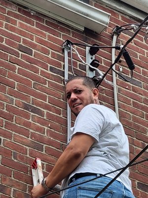 Homero Electric Service Logo