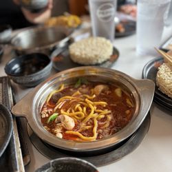 Hotpot 88 - Spicy schezuan broth