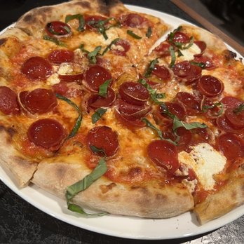 Alvarado on Main - Old town pizza. Wish there was more ricotta but it was tasty. Pepperonis we're super greasy but that's expected with pepperoni - Beer Bar Near Me - Salinas, California Alvarado on Main - Old town pizza. Wish there was more ricotta but it was tasty. Pepperonis we're super greasy but that's expected with pepperoni - Beer Bar Near Me - Salinas, California