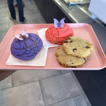 Cielito Rosa Bakery & Cafe - Bakeries Near Me - Mesa, Arizona