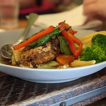 Sisters Thai - Crispy duck ka pow - Thai Near Me - Fairfax, Virginia