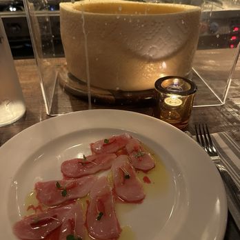 UOVO | Pasadena - Yellowtail Crudo - Italian Near Me - Pasadena, California