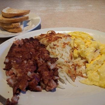 Johnson's Corner - Diners Near Me - Johnstown, Colorado