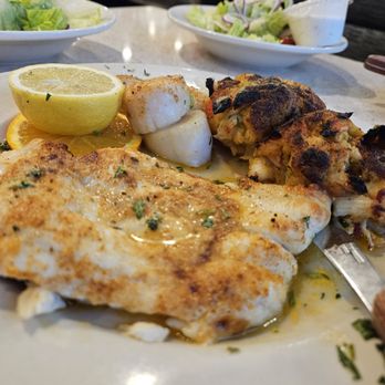 Atlantis Diner - Fisherman's platter March 2026 - Diners Near Me - West Islip, New York