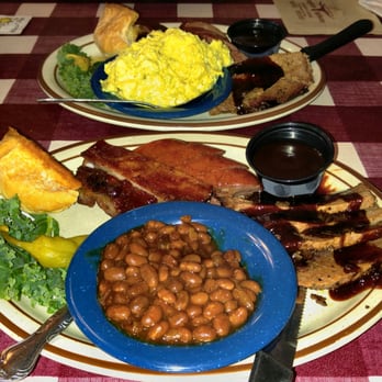 Longhorn Barbecue - This is actually one meal that they very nicely split in two for us. - Barbeque Near Me - Spokane, Washington Longhorn Barbecue - This is actually one meal that they very nicely split in two for us. - Barbeque Near Me - Spokane, Washington