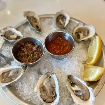 ilona - $1 oysters on Thursdays - Bars Near Me - Boston, Massachusetts