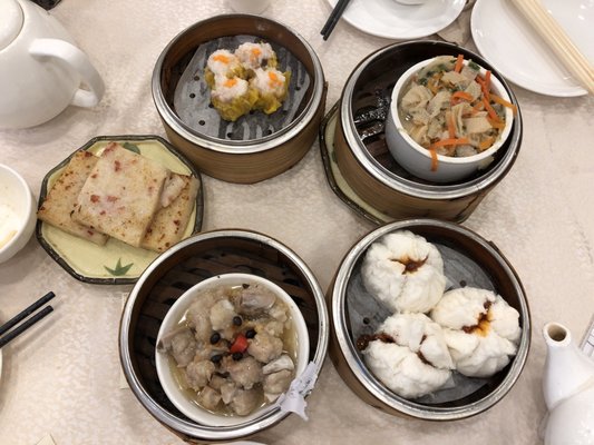 Fung Shing Restaurant by null