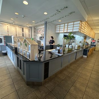 MAKI HOUSE - Updated January 2026 - 34 Photos & 27 Reviews - 790