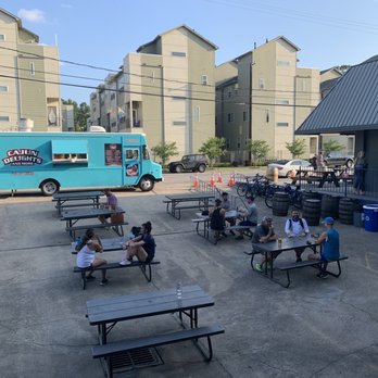 Eureka Heights Brew Co - Outdoor seating - Breweries Near Me - Houston, Texas Eureka Heights Brew Co - Outdoor seating - Breweries Near Me - Houston, Texas