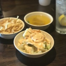 Sakura Bistro - Salad and wonton soup