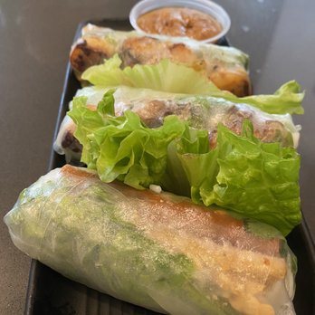 RollPlay Rosslyn - Magnum Roll (3 CT.) - Vietnamese Near Me - Arlington, Virginia