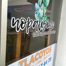 Nopalísimo - Front signage