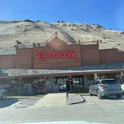 TJ Maxx - Store front