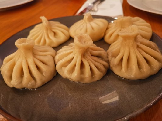 Batoni Khinkali by null