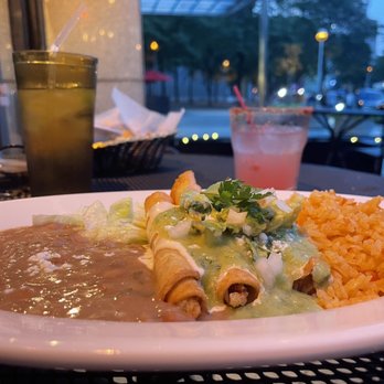 Los Cuernos - Authentic flautas - Mexican Near Me - Jersey City, New Jersey Los Cuernos - Authentic flautas - Mexican Near Me - Jersey City, New Jersey