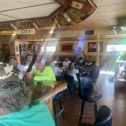 4 Winds Saloon