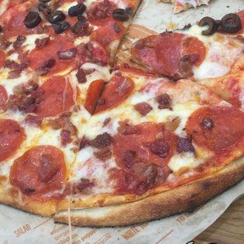 Blaze Pizza - Build your own pizza - Pizza Near Me - Las Vegas, Nevada