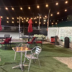 Polos Taqueria - Covered and uncovered sitting areas. They even have a heater under the tarp!