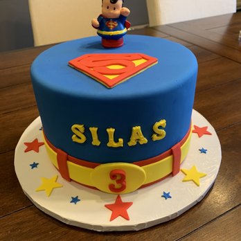 Sussy's Cakes - Superman cake, vanilla cake with strawberry and buttercream filling in between the lawyers - it was INCREDIBLE. - Custom Cakes Near Me Sussy's Cakes - Superman cake, vanilla cake with strawberry and buttercream filling in between the lawyers - it was INCREDIBLE. - Custom Cakes Near Me
