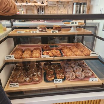 Bread & Friends - Pastry display - Bakeries Near Me - Portland, Maine