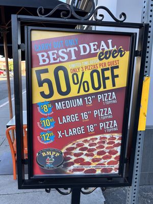 Big Mama's & Papa's Pizzeria by null