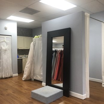 Lindi Bridal - Bridal Near Me - Sunrise, Florida Lindi Bridal - Bridal Near Me - Sunrise, Florida