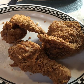 Babe's Chicken Dinner House - Chicken Shop Near Me - Roanoke, Texas