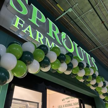 Sprouts Farmers Market - Grocery Near Me - San Leandro, California