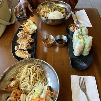 Stockpot - Fresh Shrimp Spring Rolls Salt and Pepper Chicken Wings Build Your Own - Vermicelli Bowl Fresh Strawberry Limeade Sauteed Shrimp Ho Fun - Vietnamese Near Me - Vallejo, California Stockpot - Fresh Shrimp Spring Rolls Salt and Pepper Chicken Wings Build Your Own - Vermicelli Bowl Fresh Strawberry Limeade Sauteed Shrimp Ho Fun - Vietnamese Near Me - Vallejo, California