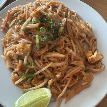 Sian Restaurant - Paid 73. Pad Thai Noodle with fried tofu - Sushi Bars Near Me - Tulsa, Oklahoma Sian Restaurant - Paid 73. Pad Thai Noodle with fried tofu - Sushi Bars Near Me - Tulsa, Oklahoma