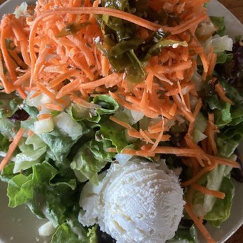 American Flatbread - Evolution Salad with goat cheese So delicious and a lot more filling than it looks like it will be - Pizza Near Me - Canton, Connecticut