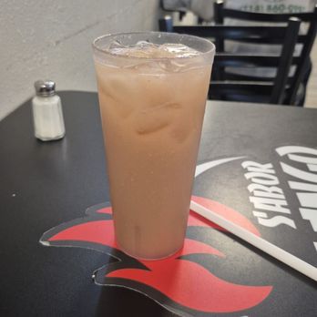 Sabor Chilango - Agua fresca de guayaba natural - Mexican Near Me - Anaheim, California Sabor Chilango - Agua fresca de guayaba natural - Mexican Near Me - Anaheim, California