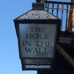 The Hole In the Wall - Circa 1540!