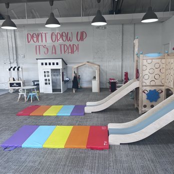 The Playplen Glen Ellyn - a play area for children - Coffee & Tea Near Me - Glen Ellyn, Illinois The Playplen Glen Ellyn - a play area for children - Coffee & Tea Near Me - Glen Ellyn, Illinois