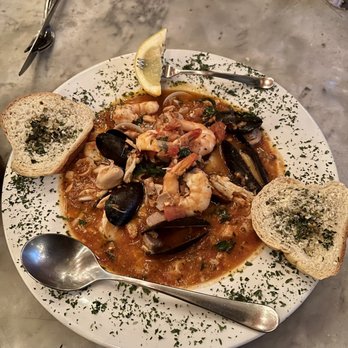 Federicos Grill - Cioppino - Wine Bars Near Me - Fremont, California Federicos Grill - Cioppino - Wine Bars Near Me - Fremont, California