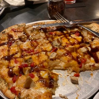 Lucky Penny - Chicken Sweet Chili Pizza - Sports Bars Near Me - Hiawatha, Iowa Lucky Penny - Chicken Sweet Chili Pizza - Sports Bars Near Me - Hiawatha, Iowa