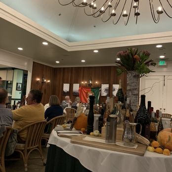 Woodys at Del Mesa - Chandelier Room - Salad Near Me - Carmel, California Woodys at Del Mesa - Chandelier Room - Salad Near Me - Carmel, California
