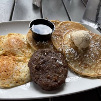 Incline Public House - Pancakes, eggs and sausage - Pizza Near Me - Cincinnati, Ohio Incline Public House - Pancakes, eggs and sausage - Pizza Near Me - Cincinnati, Ohio