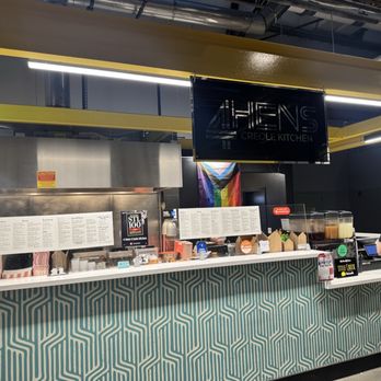 4 Hens Creole Kitchen - Cajun/Creole Near Me - St Louis, Missouri