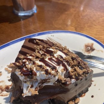 Hudson House - Chocolate silk pie - Seafood Near Me - Irving, Texas Hudson House - Chocolate silk pie - Seafood Near Me - Irving, Texas