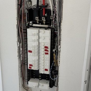 Zion Electric - Unit circuit breaker during repair - Electricians Near Me - San Leandro, California Zion Electric - Unit circuit breaker during repair - Electricians Near Me - San Leandro, California
