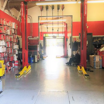 Auto 1 Service Center - Top Of The Line Rotary Lifts Drive-Thru Oil Changer 2 Bays - Smog Check Stations Near Me - Fremont, California Auto 1 Service Center - Top Of The Line Rotary Lifts Drive-Thru Oil Changer 2 Bays - Smog Check Stations Near Me - Fremont, California